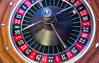 Live Online Roulette With Real Dealers vs. Traditional